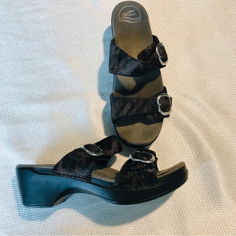Dansko Black Women's‎ Sandals